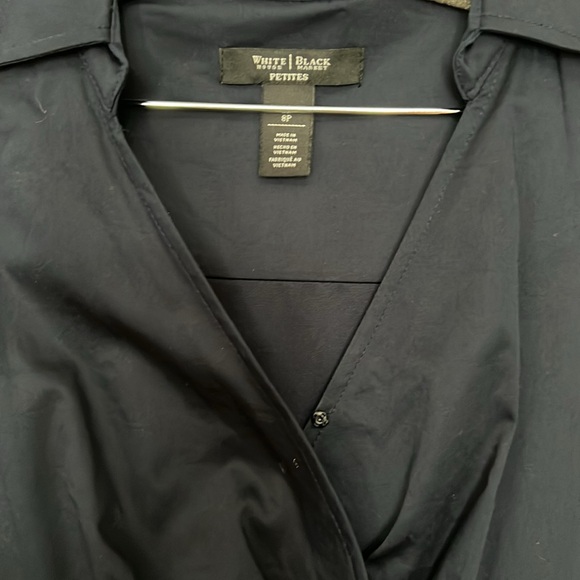 White House Black Market navy dress size 8p sleeveless with pockets. - Picture 2 of 4